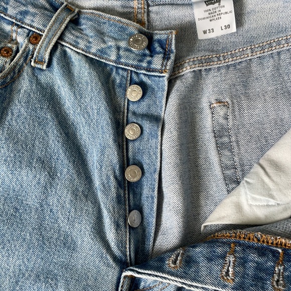 🎉HP🎉Men’s 501 Button Fly Levis - Picture 5 of 10